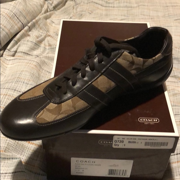 Coach shoes - Picture 3 of 5